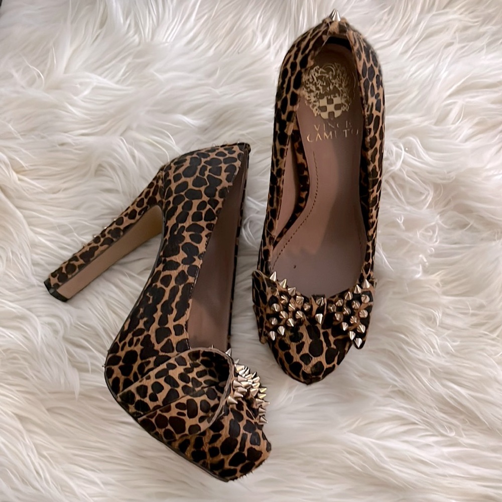 Vince Camuto cheetah platform